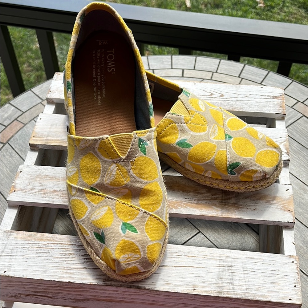 Toms Yellow Lemon Print Espadrilles